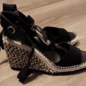 Vince Camuto Black Espadrille Wedges with Basketweave Pattern